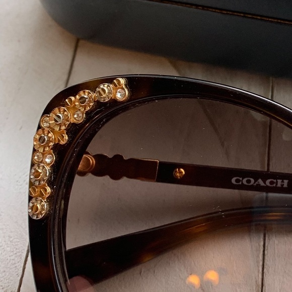 Coach Sunglasses HC8186B Dark Tortoise - Picture 2 of 7
